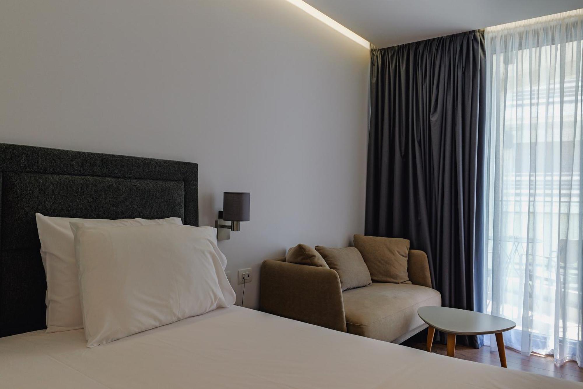 Dorchester Hotel Sarandë Exterior foto