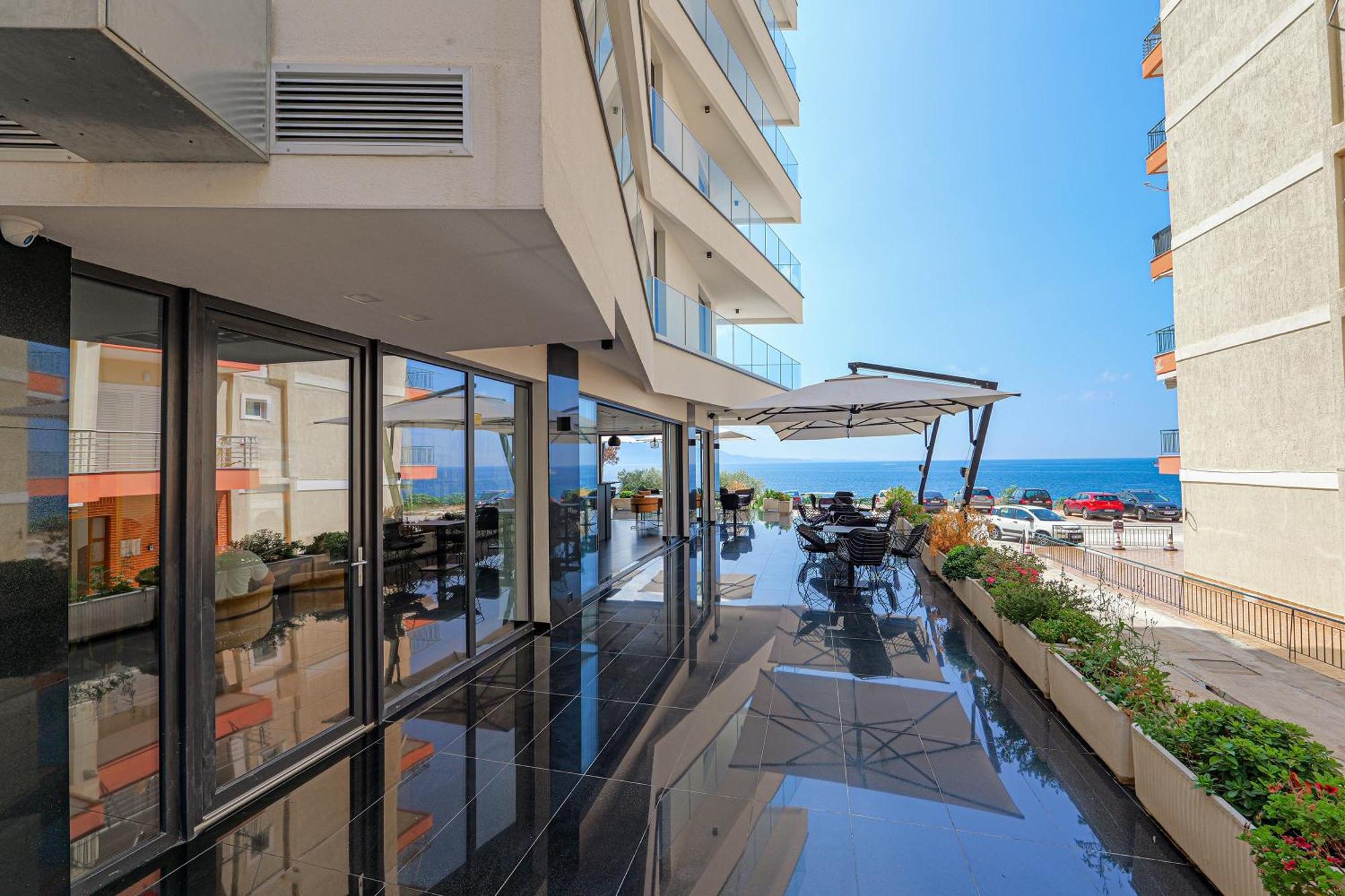 Dorchester Hotel Sarandë Exterior foto
