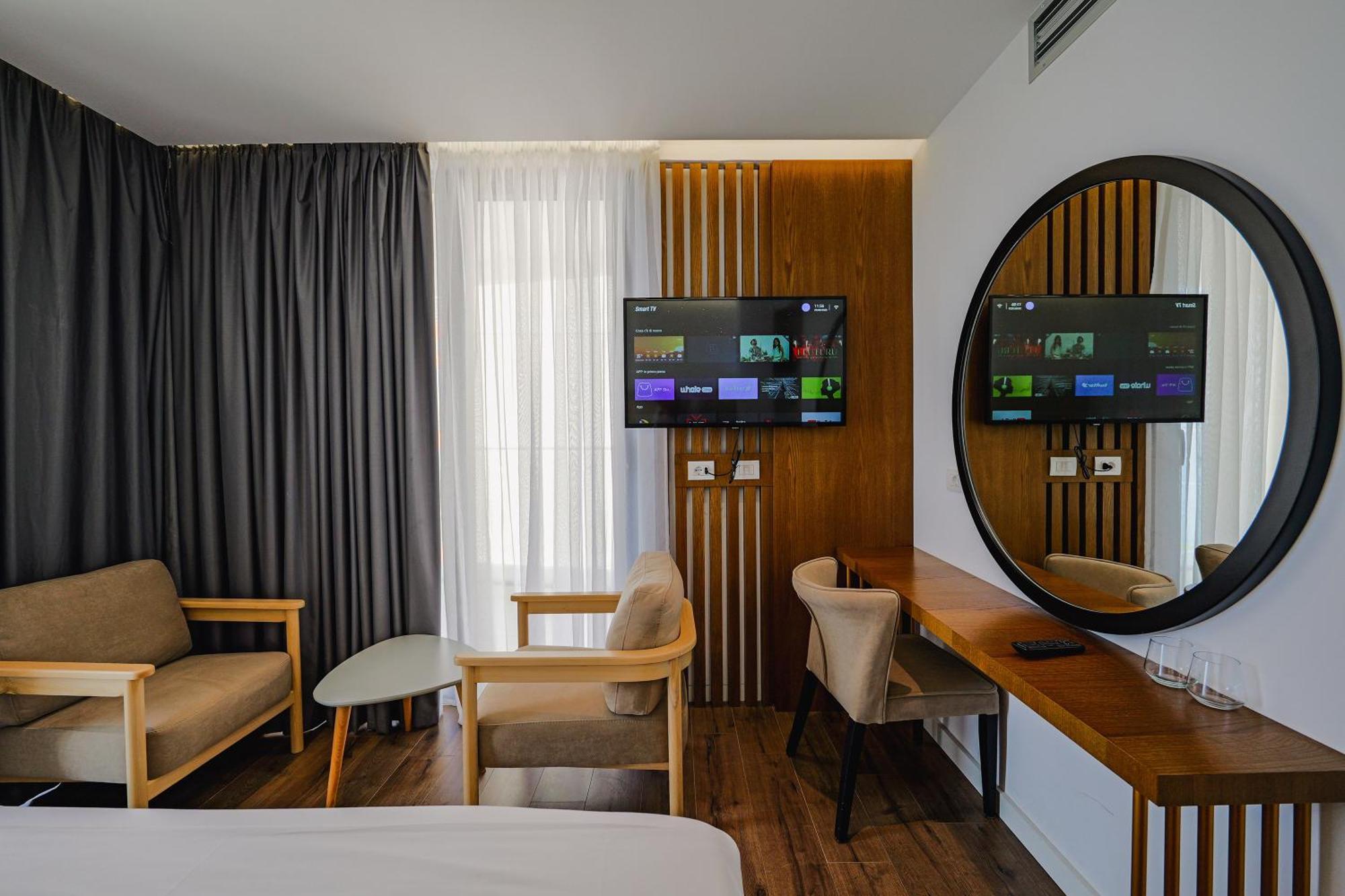 Dorchester Hotel Sarandë Exterior foto