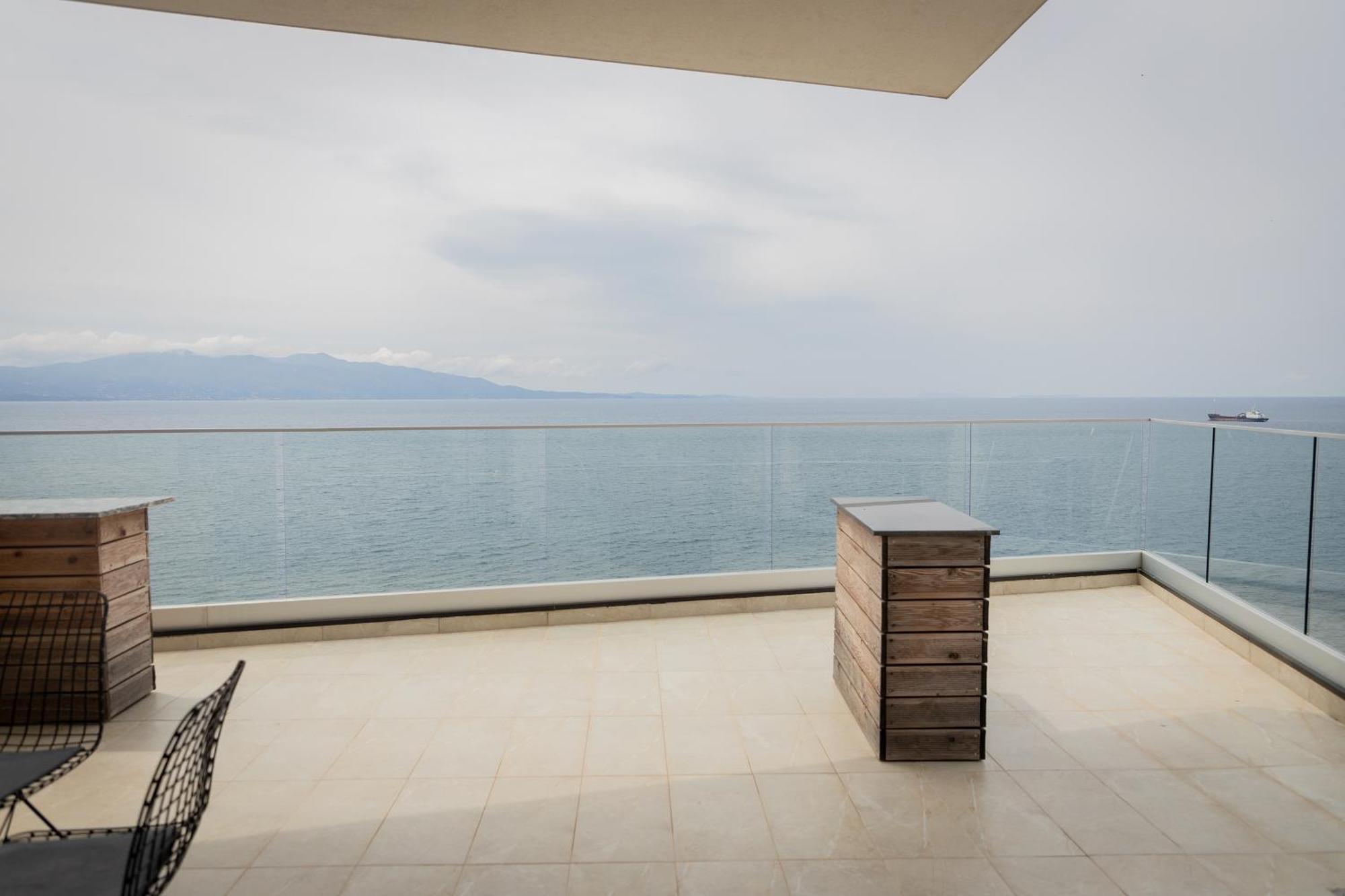Dorchester Hotel Sarandë Exterior foto